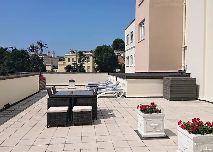 The Norfolk Saint Helier