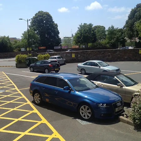 Szálloda The Norfolk 3*