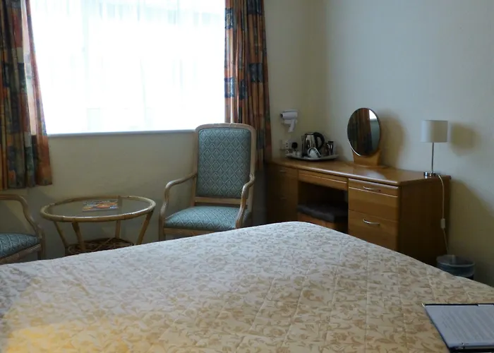 The Norfolk Ст. Хейлир Джерси